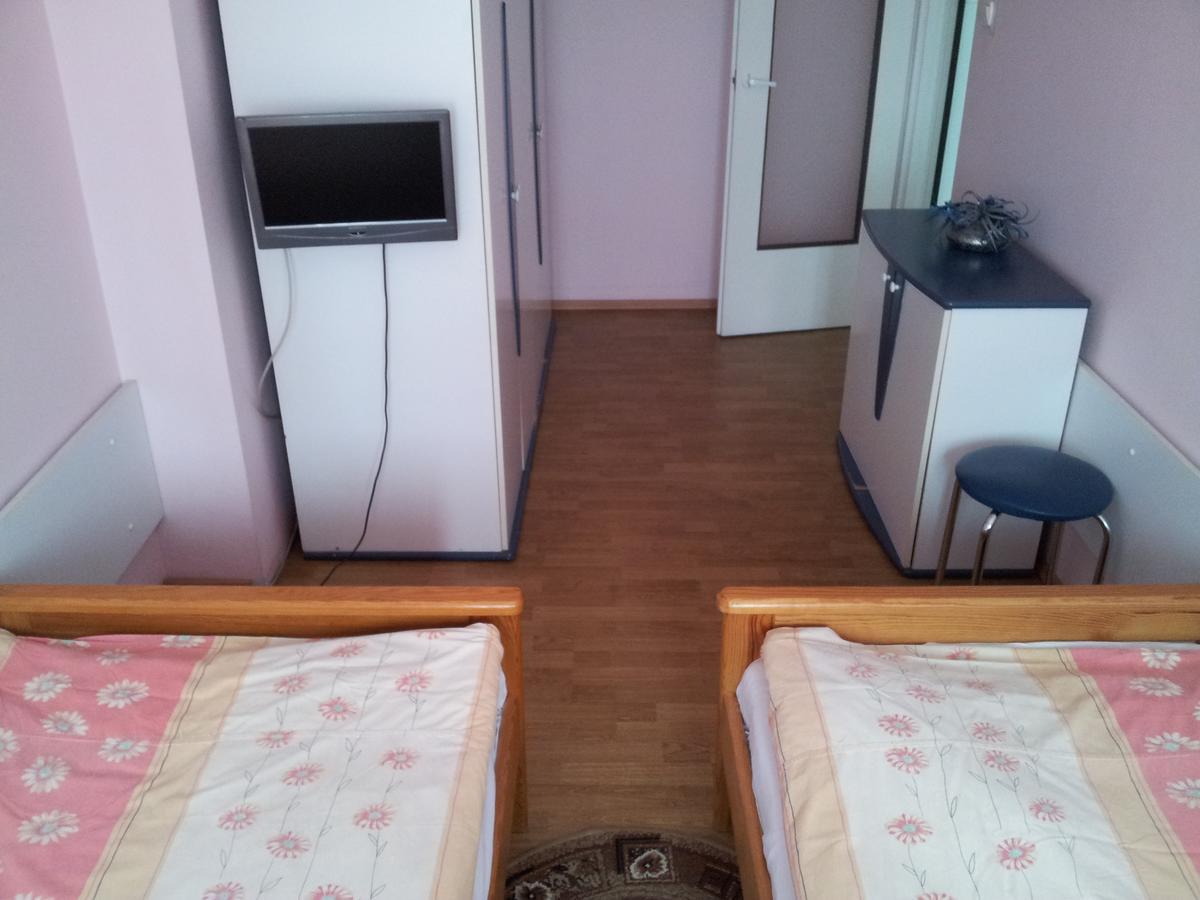Hotel Staropolski Strzelce Krajenskie Oda fotoğraf